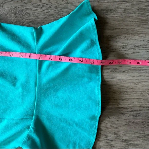 Bebe Women’s Small Aqua Peplum Tank Top Blouse w/ V-Neck Mesh Video - Picture 6 of 8